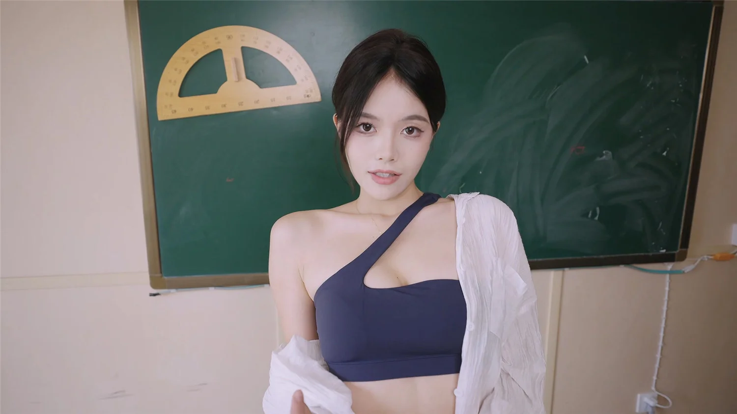 请做coser的主人2/Fell in love with coser 2  第1张 请做coser的主人2/Fell in love with coser 2  第1张